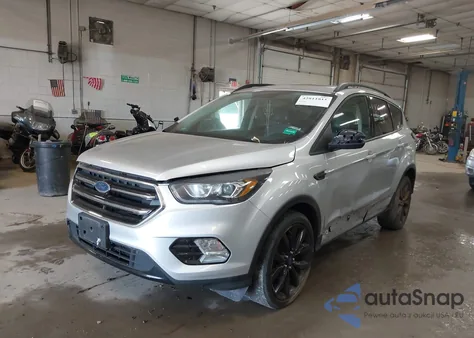 2017 Ford Escape Se из США, поврежденный, VIN 1FMCU0GD9HUC41386